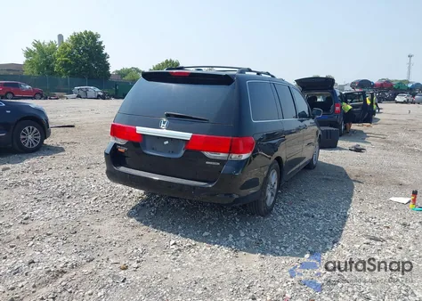 2010 Honda Odyssey Touring z USA, uszkodzony, nr VIN 5FNRL3H92AB059007